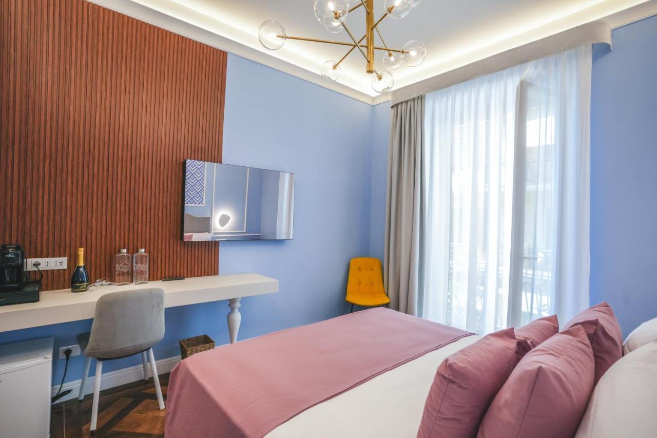 Cafe Latino Suites Соренто Екстериор снимка