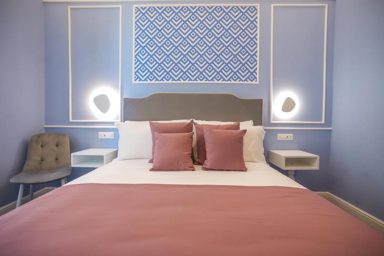 Cafe Latino Suites Соренто Екстериор снимка