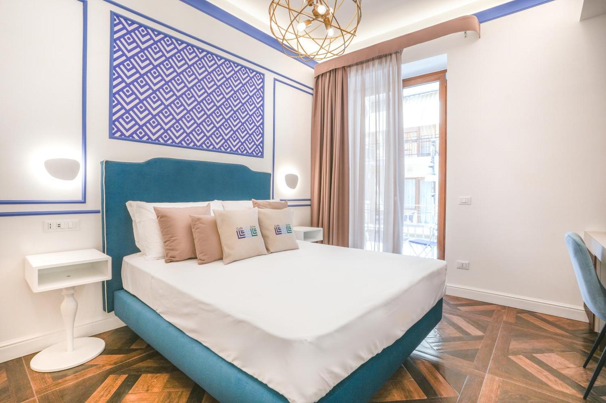 Cafe Latino Suites Соренто Екстериор снимка