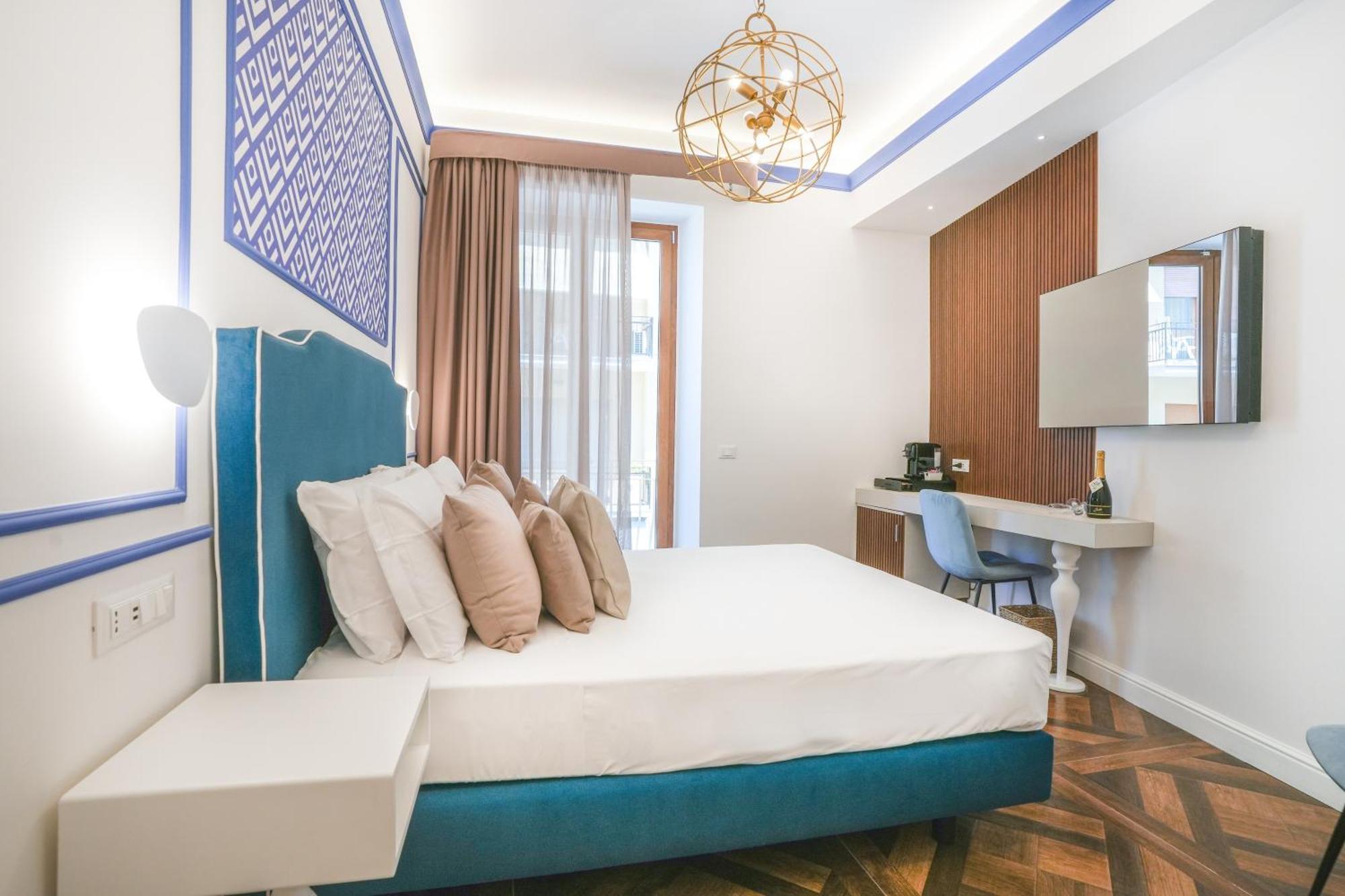 Cafe Latino Suites Соренто Екстериор снимка
