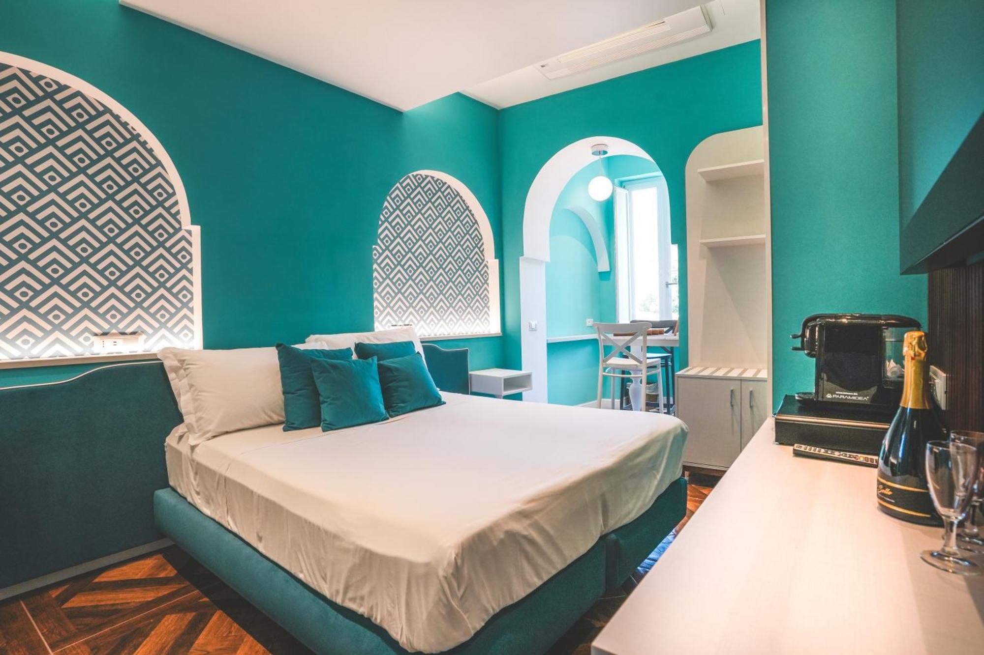 Cafe Latino Suites Соренто Екстериор снимка