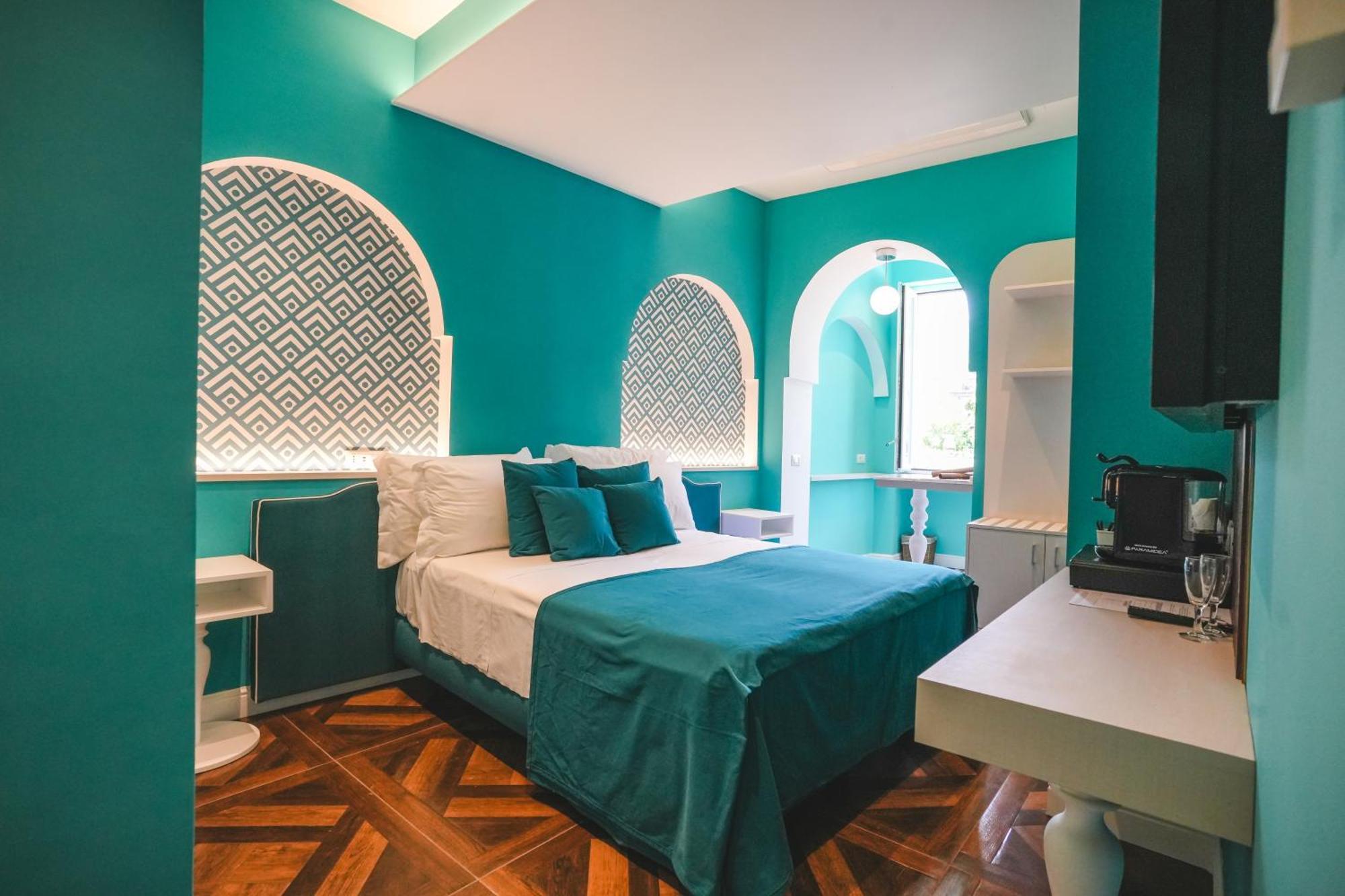 Cafe Latino Suites Соренто Екстериор снимка